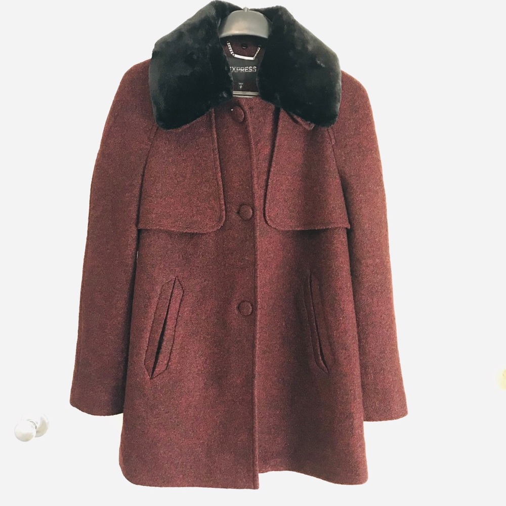| Express | NWOT SP Burgundy Wool Coat Fur Collar